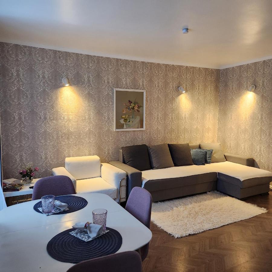 Charme Apartment Jelgava Exterior foto