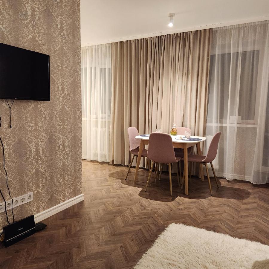 Charme Apartment Jelgava Exterior foto